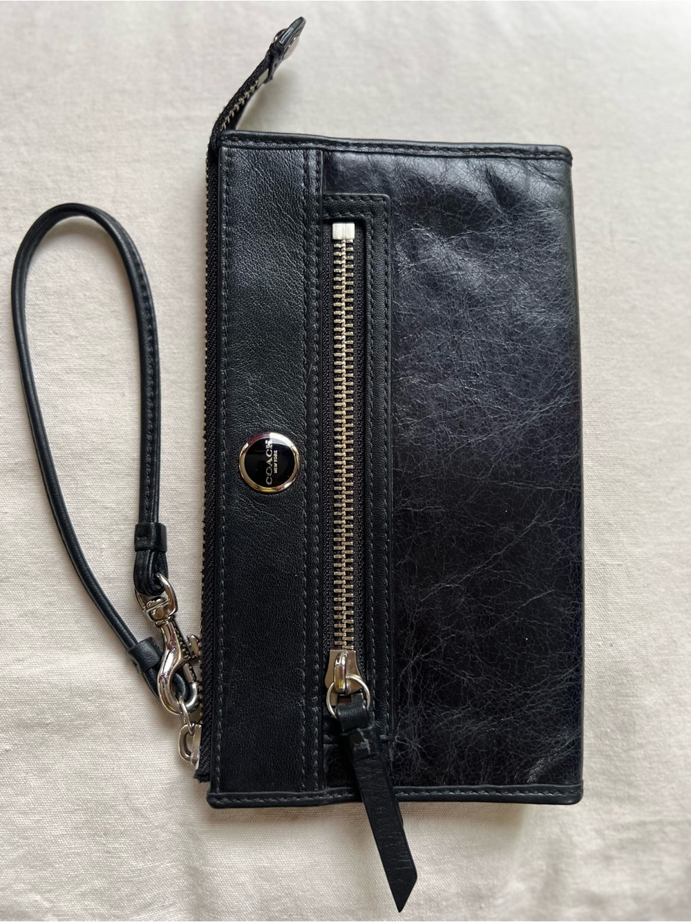 Coach Legacy Striped Interior Black Leather Wristlet Silver Hardware Purse
